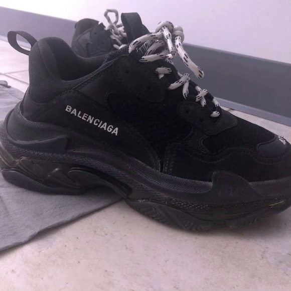 ioffer balenciaga triple s